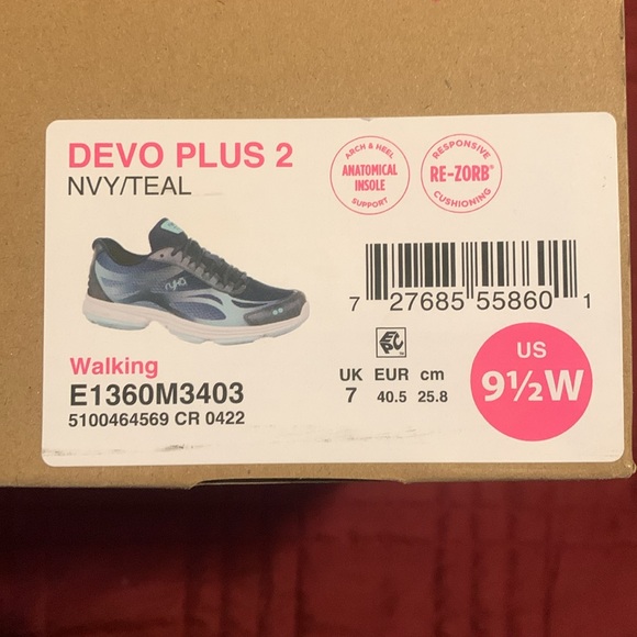 Super cute teal, navy & white 9.5 W Ryka walking shoes in excellent condition - Picture 9 of 11